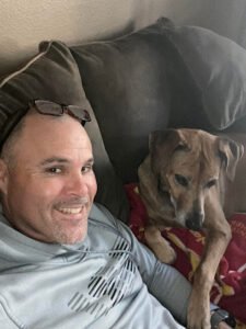 HowiePets dogwalking, petsitting, boarding.